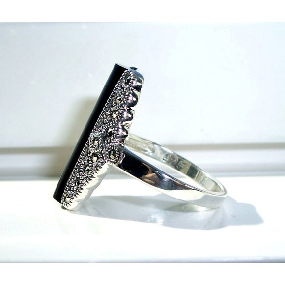 925 STERLING SILVER Tall Black Onyx & Marcasite Ring - Picture 8 of 15